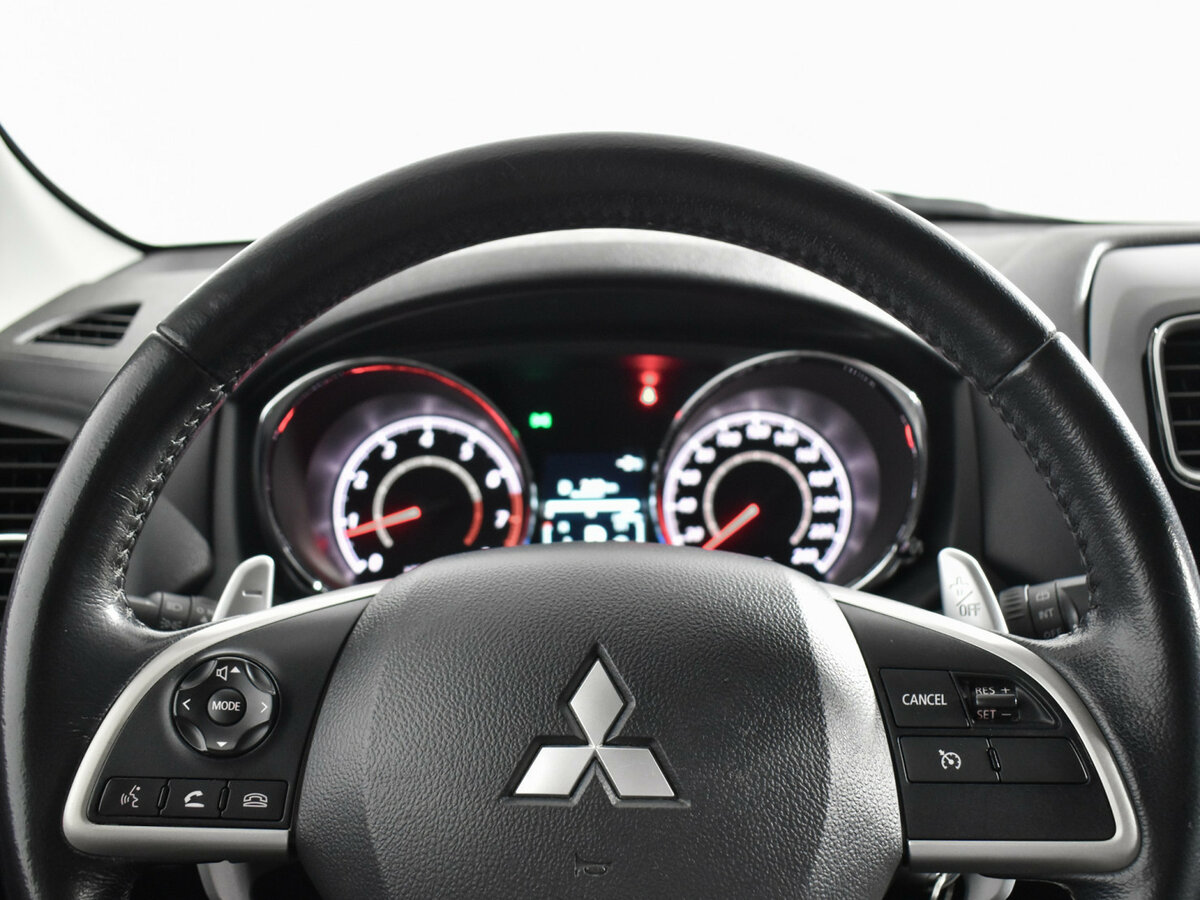 Купить Mitsubishi ASX с пробегом. Фото: #13