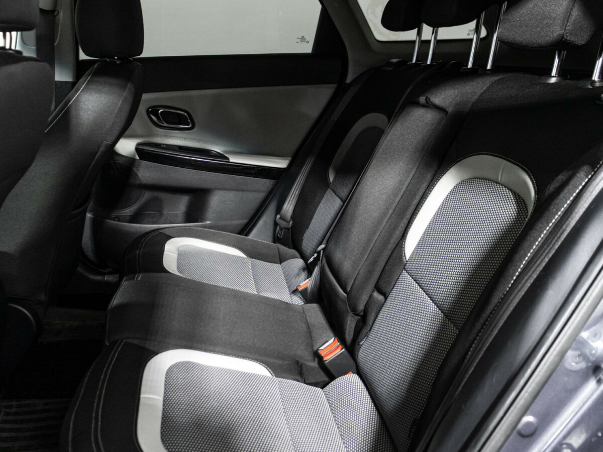 Купить Kia Ceed с пробегом. Фото: #9