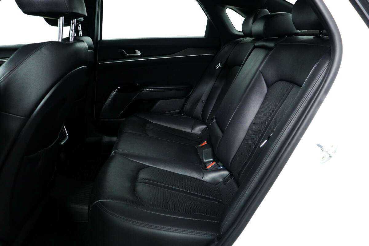 Купить Kia K5 с пробегом. Фото: #11