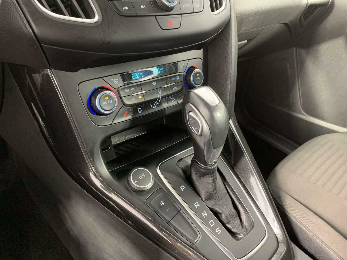 Купить Ford Focus с пробегом. Фото: #16