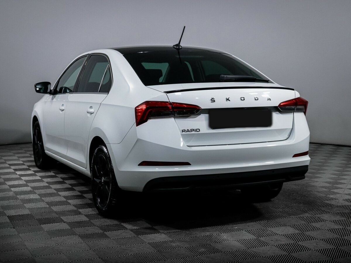 Купить Skoda Rapid с пробегом. Фото: #5