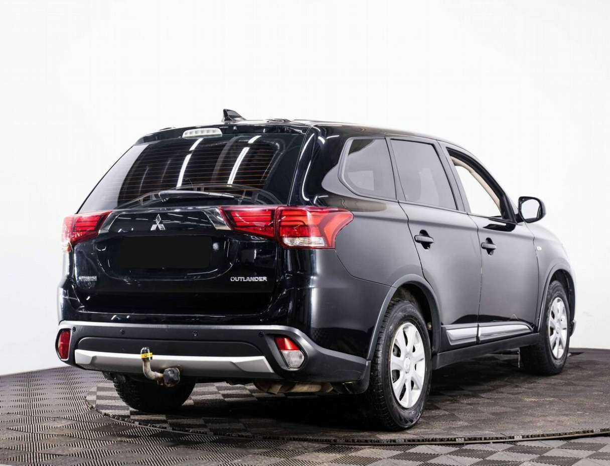 Купить Mitsubishi Outlander с пробегом. Фото: #5
