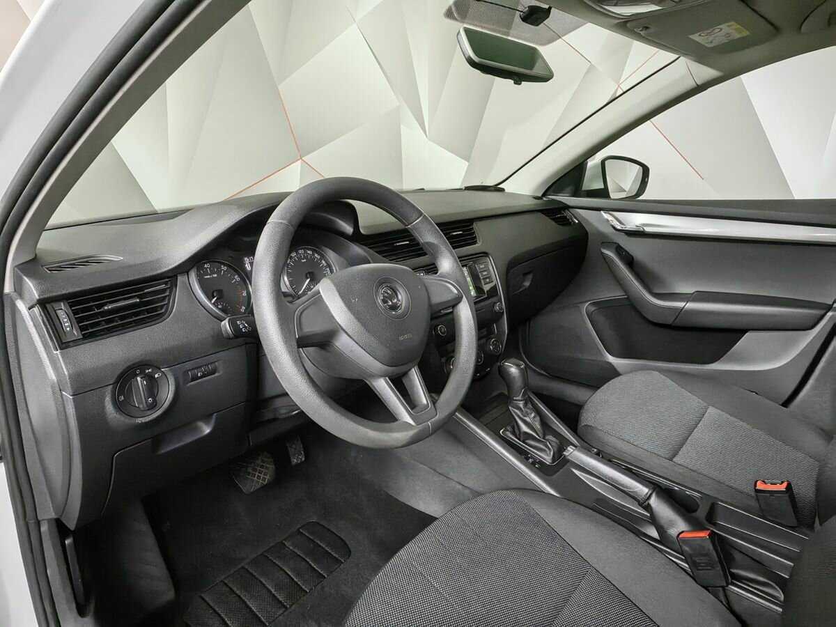 Купить Skoda Octavia с пробегом. Фото: #13