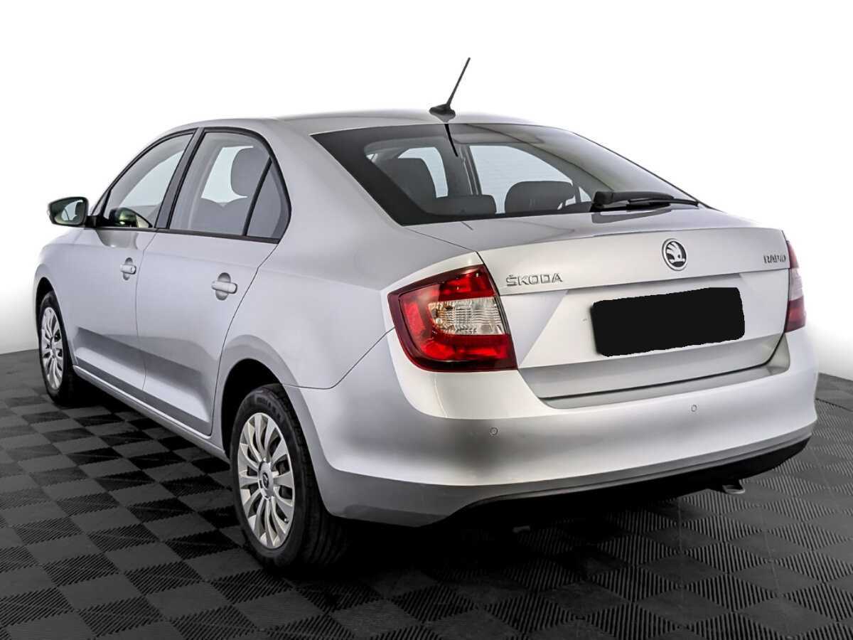 Купить Skoda Rapid с пробегом. Фото: #6