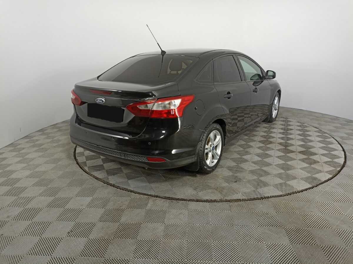 Купить Ford Focus с пробегом. Фото: #4