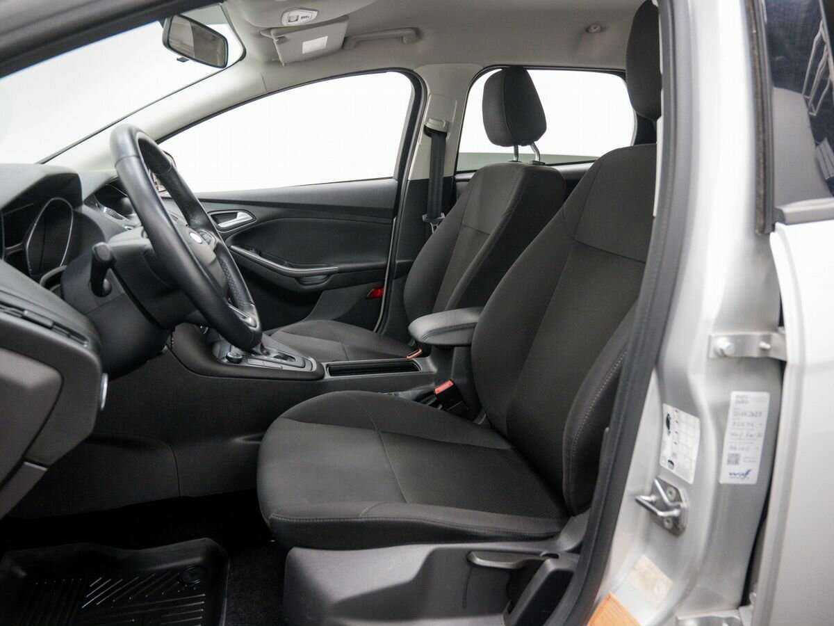Купить Ford Focus с пробегом. Фото: #14