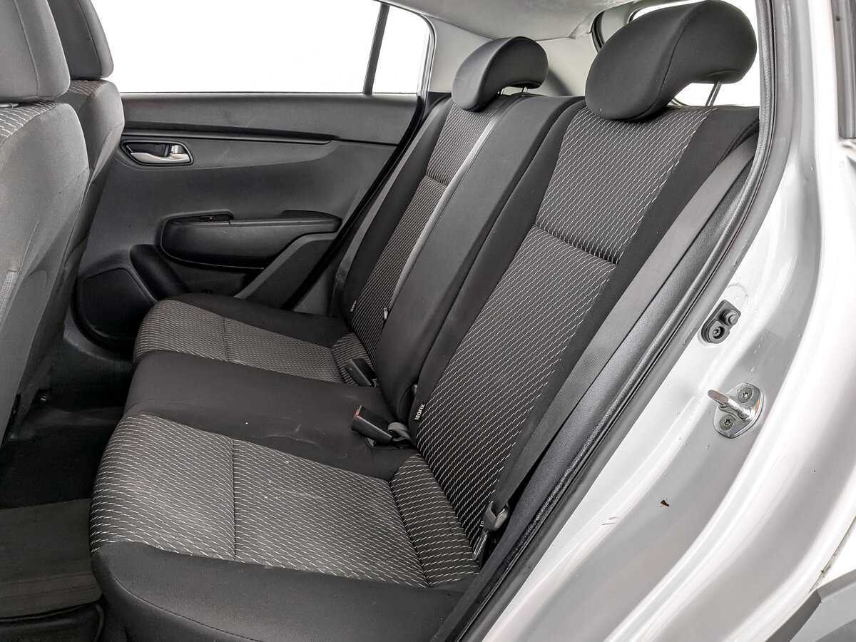 Купить Kia Rio с пробегом. Фото: #11