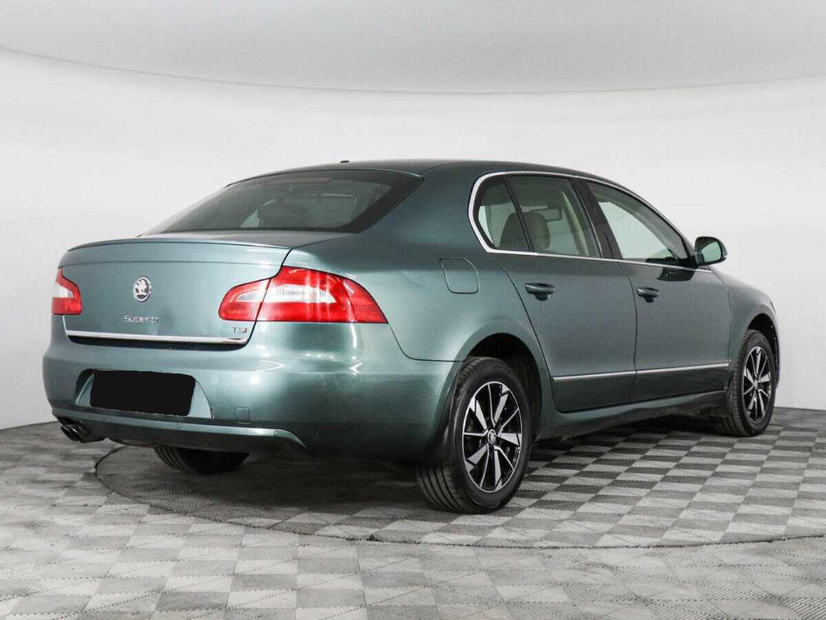 Купить Skoda Superb с пробегом. Фото: #4