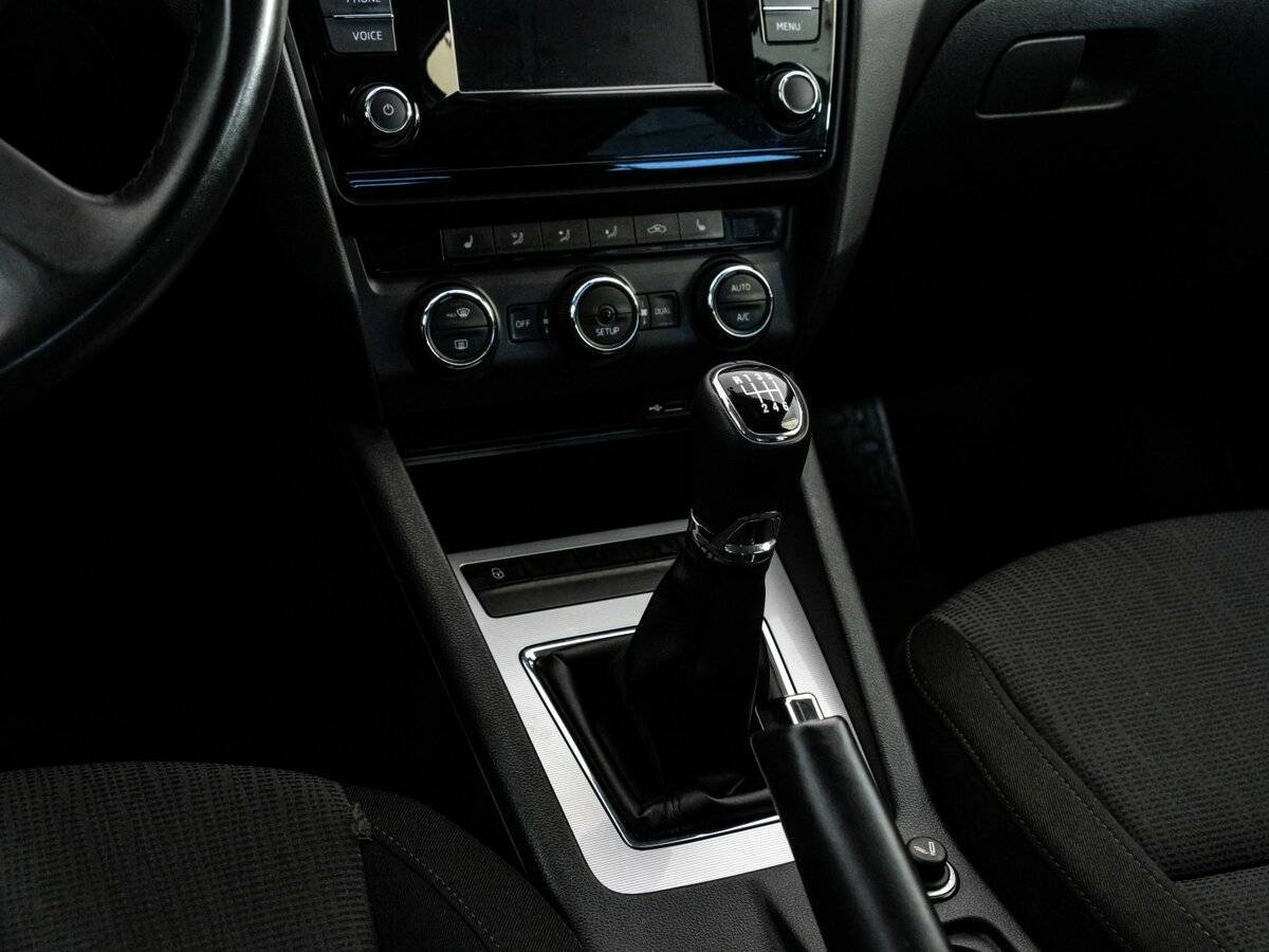 Купить Skoda Octavia с пробегом. Фото: #13