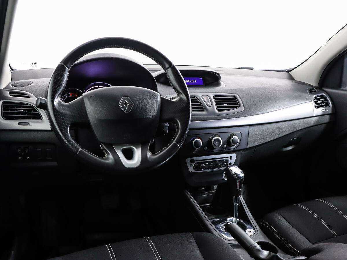 Купить Renault Megane с пробегом. Фото: #10