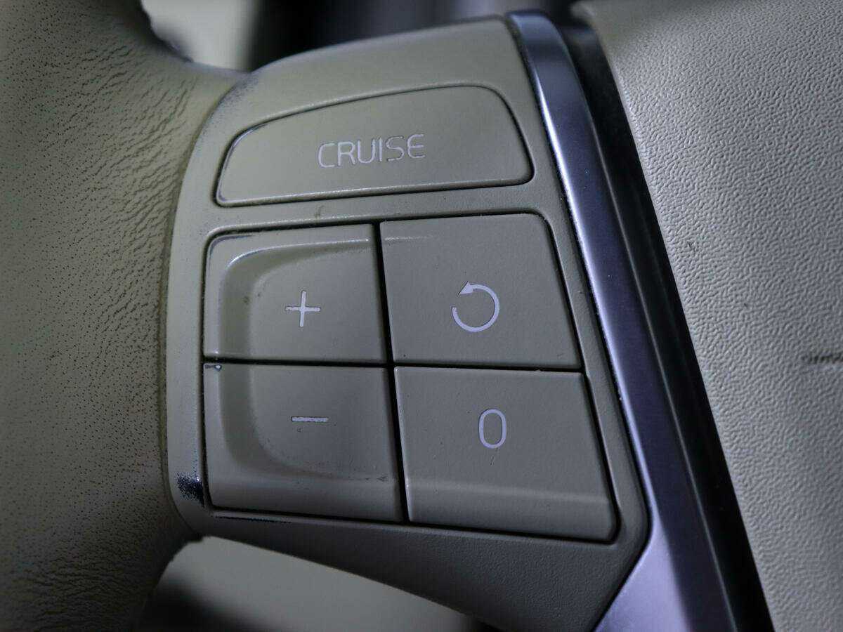 Купить Volvo XC70 с пробегом. Фото: #17