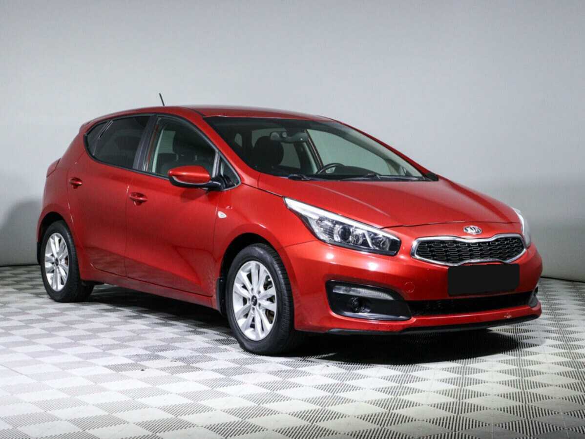 Купить Kia Ceed с пробегом. Фото: #2