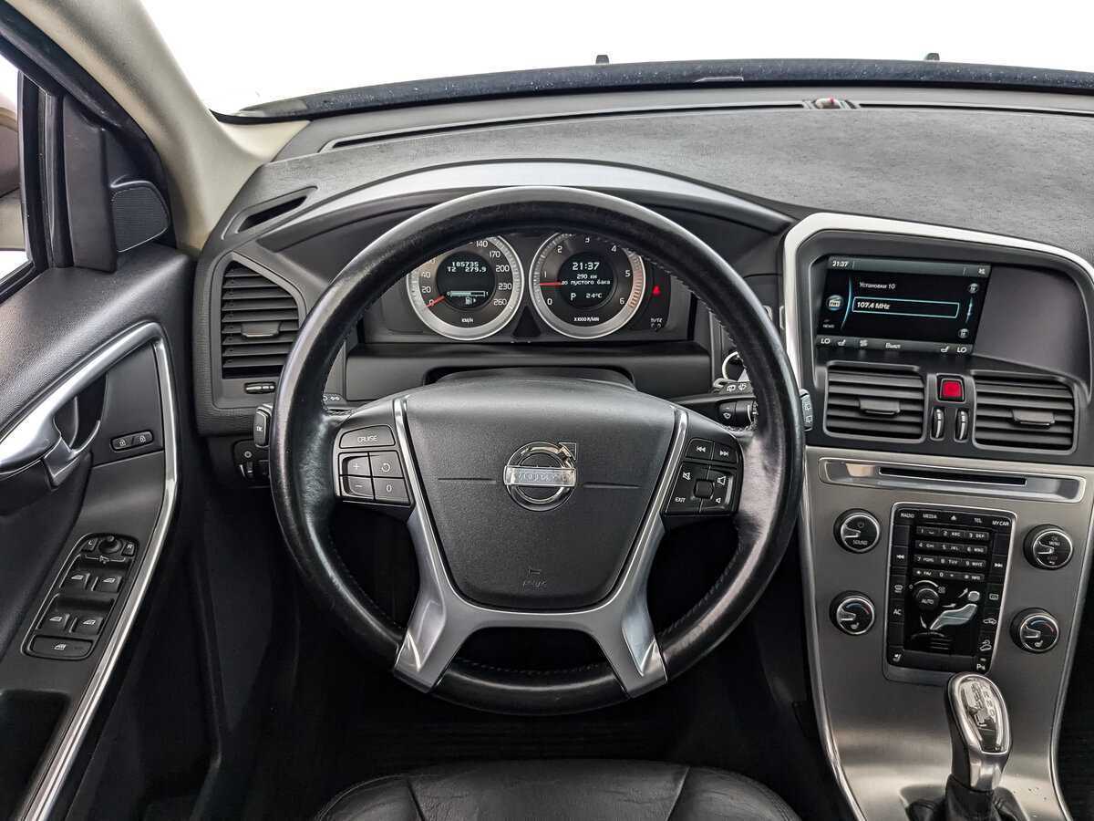 Купить Volvo XC60 с пробегом. Фото: #17
