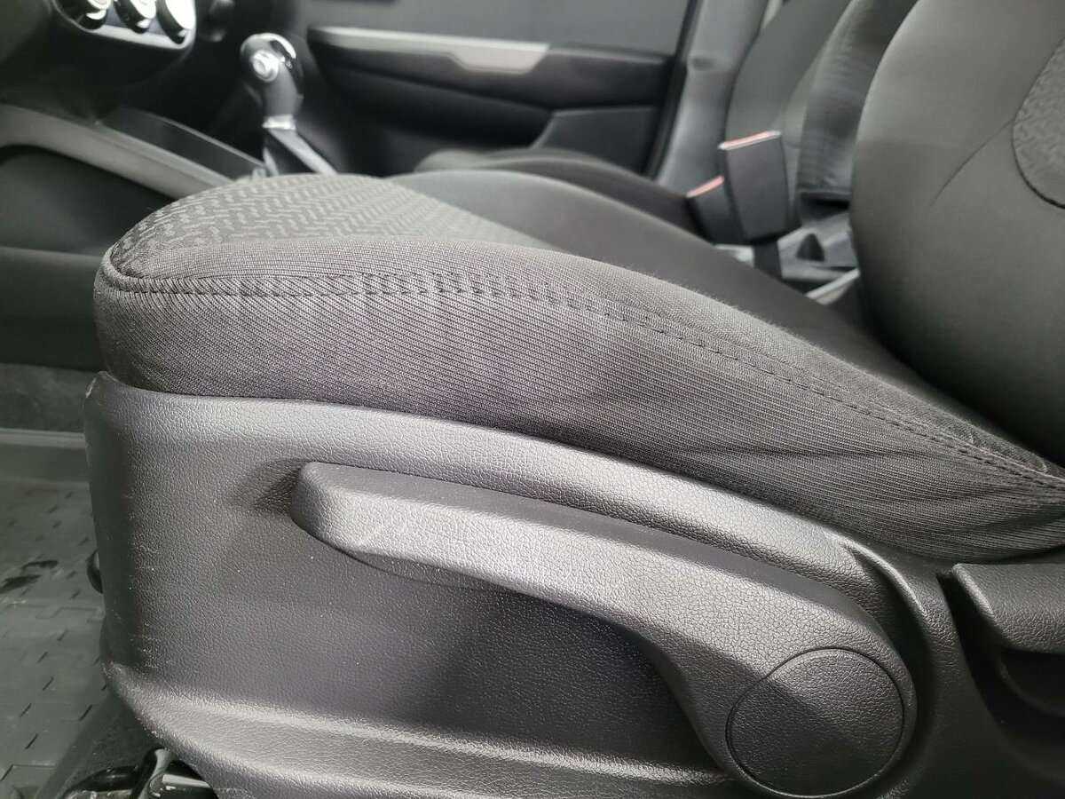 Купить Kia Rio с пробегом. Фото: #9