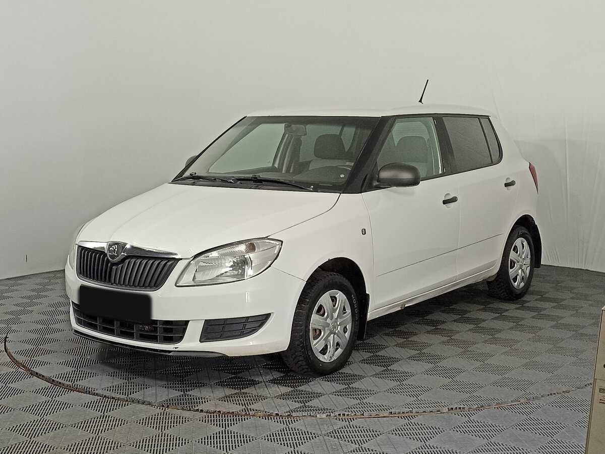 Купить Skoda Fabia с пробегом. Фото: #0