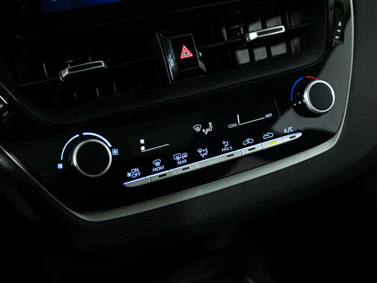 Купить Toyota Corolla с пробегом. Фото: #14