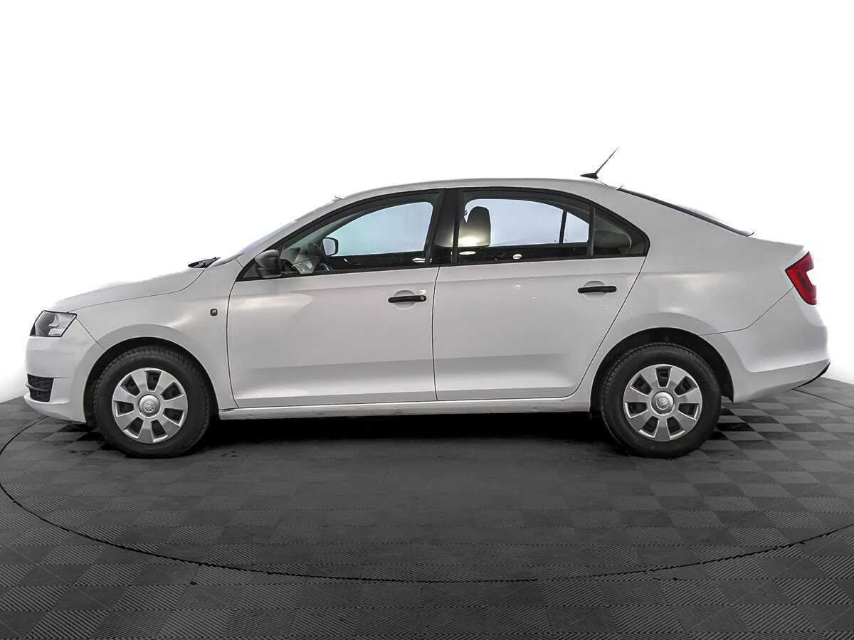 Купить Skoda Rapid с пробегом. Фото: #7