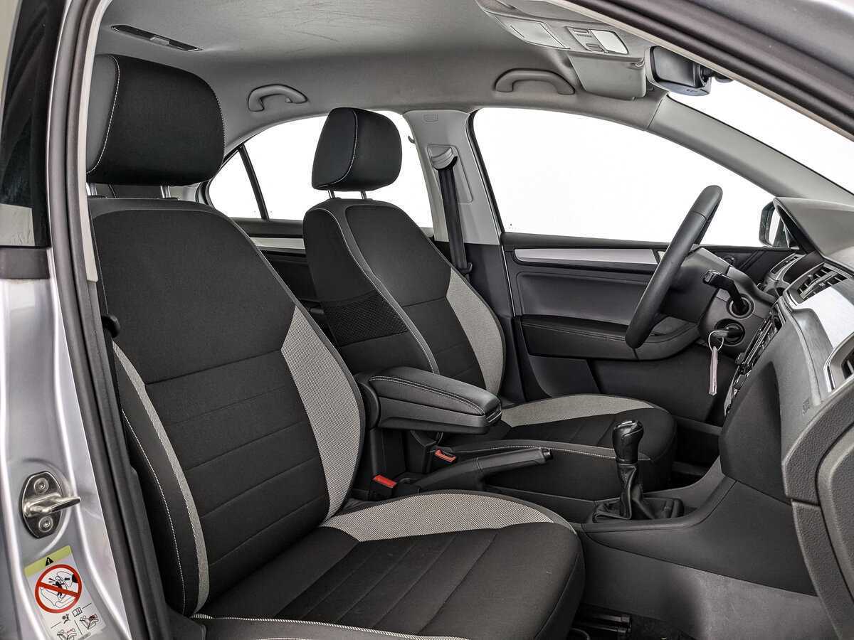 Купить Skoda Rapid с пробегом. Фото: #19