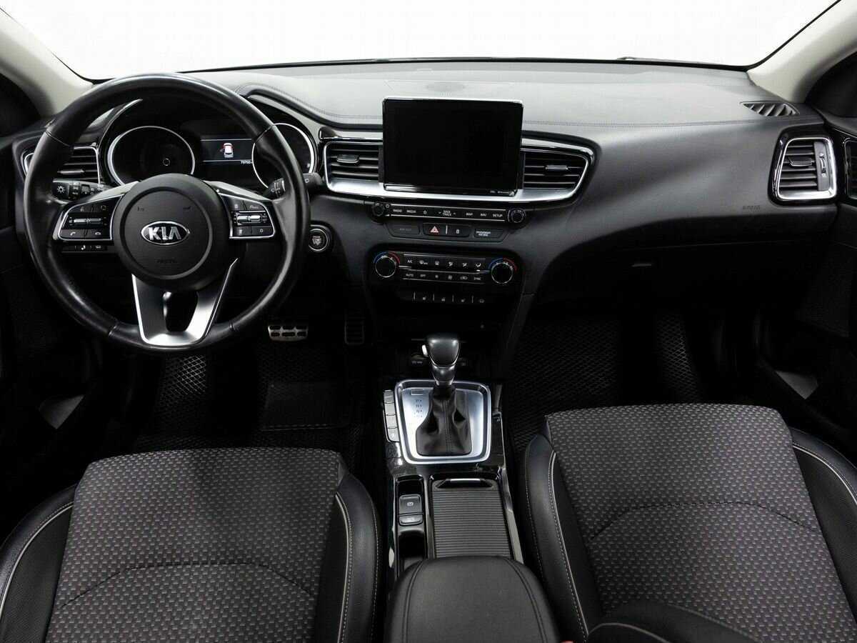 Купить Kia Ceed с пробегом. Фото: #13