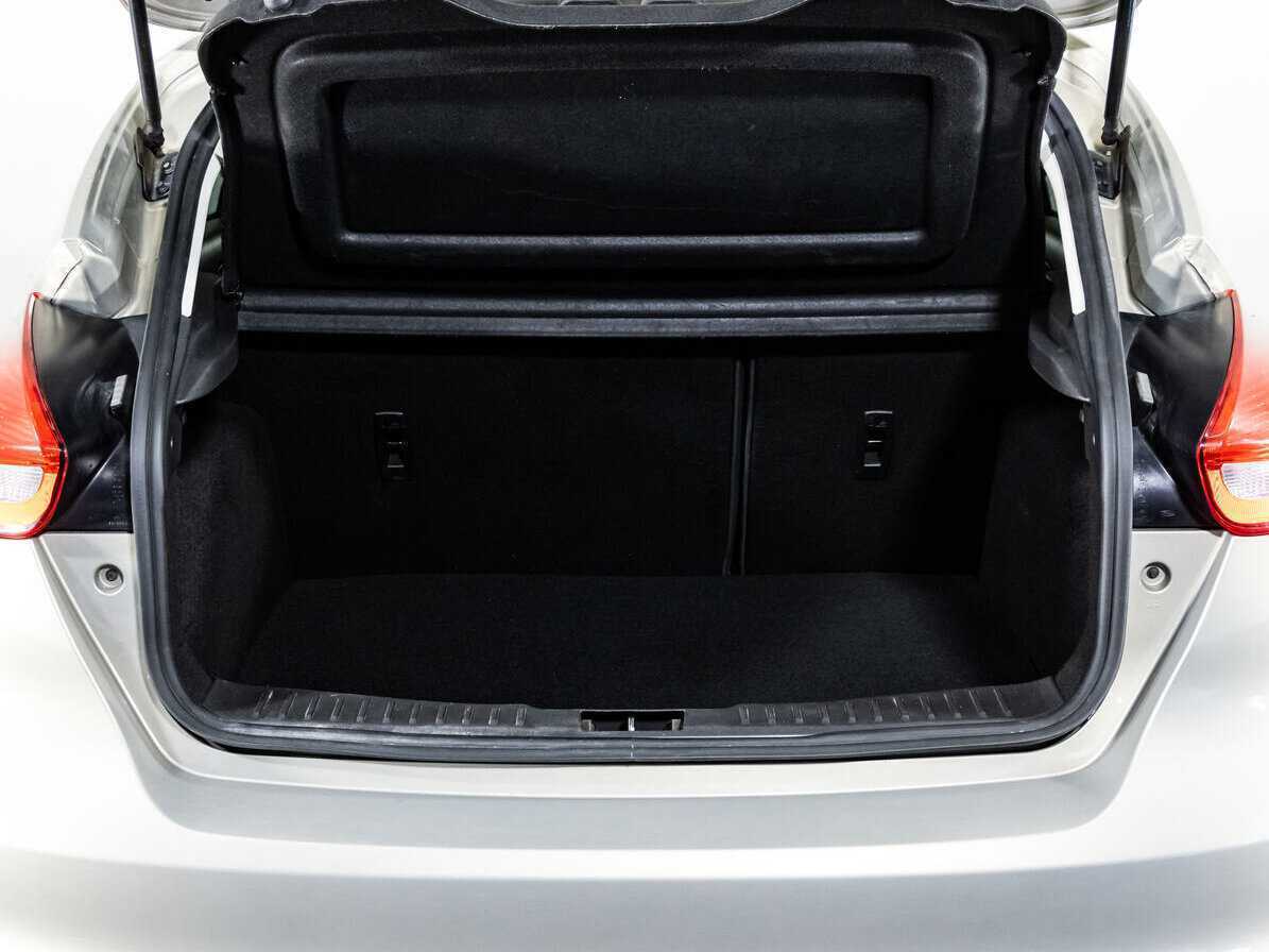 Купить Ford Focus с пробегом. Фото: #17