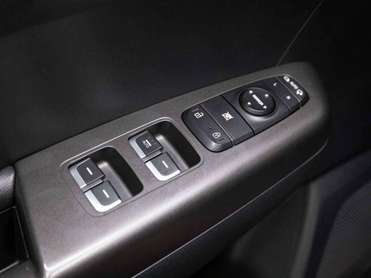 Купить Kia Sportage с пробегом. Фото: #16