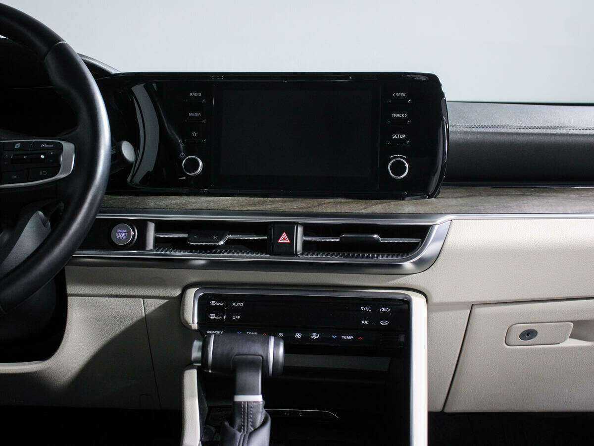 Купить Kia K5 с пробегом. Фото: #10