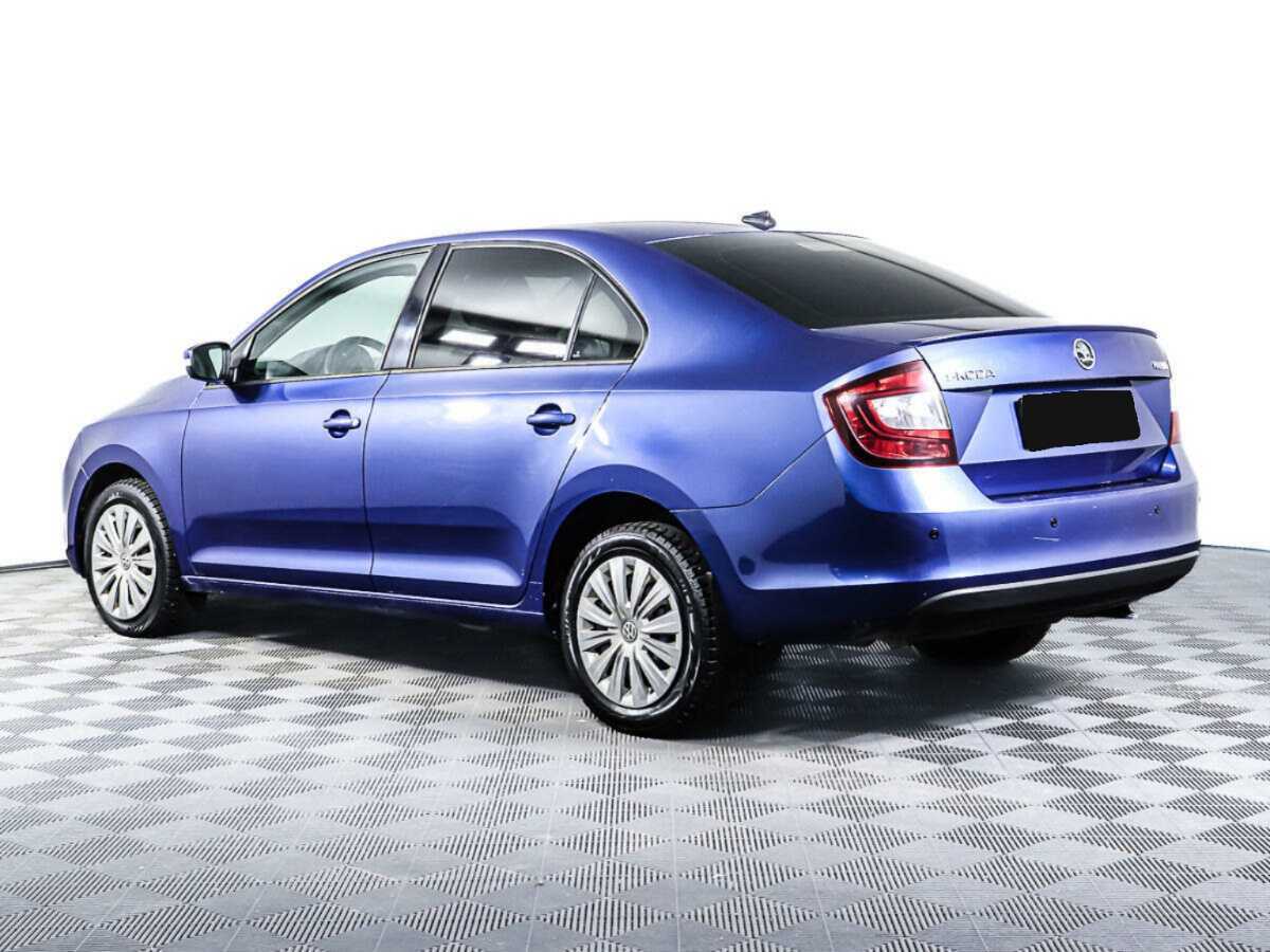 Купить Skoda Rapid с пробегом. Фото: #1