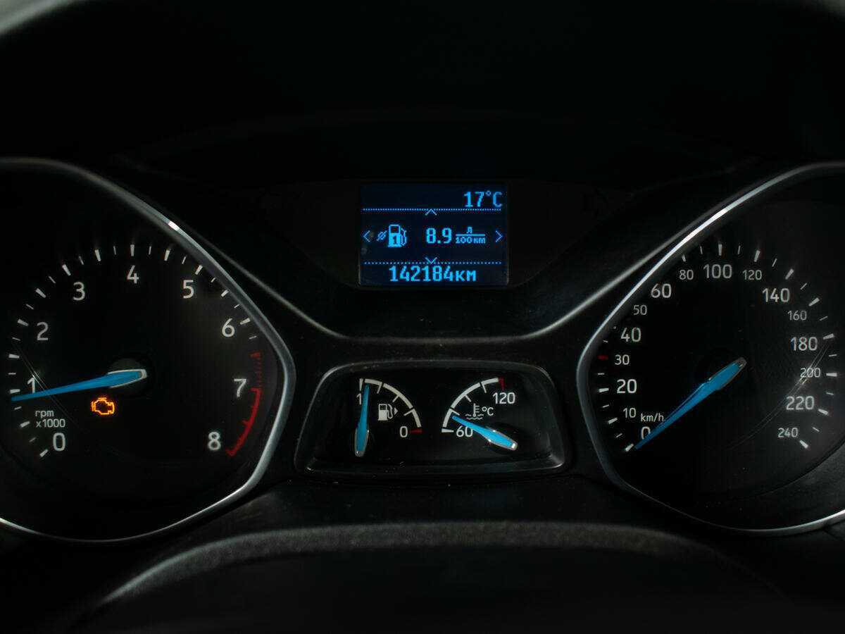 Купить Ford Focus с пробегом. Фото: #10