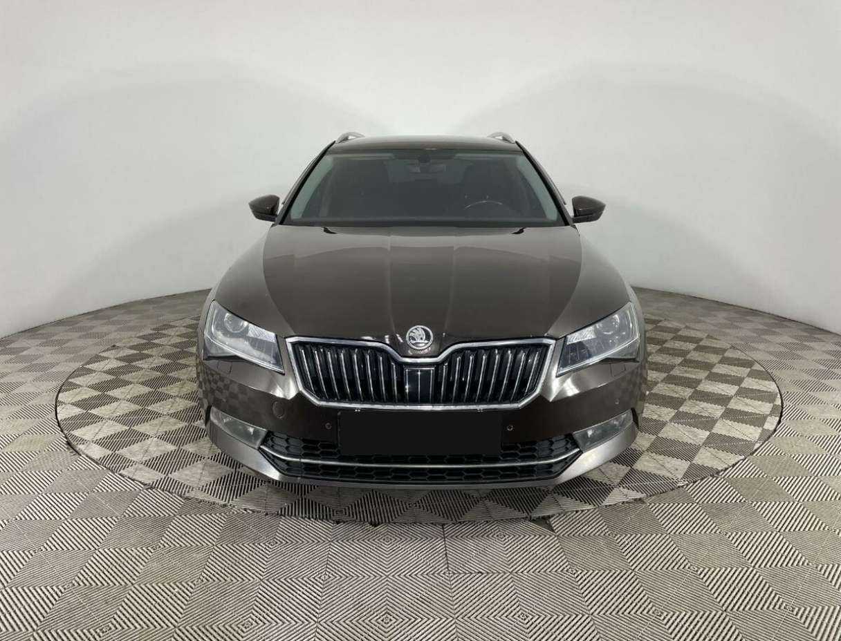 Купить Skoda Superb с пробегом. Фото: #0