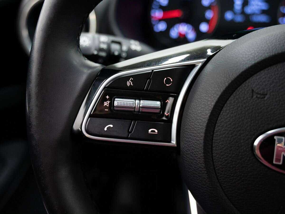 Купить Kia Cerato с пробегом. Фото: #17