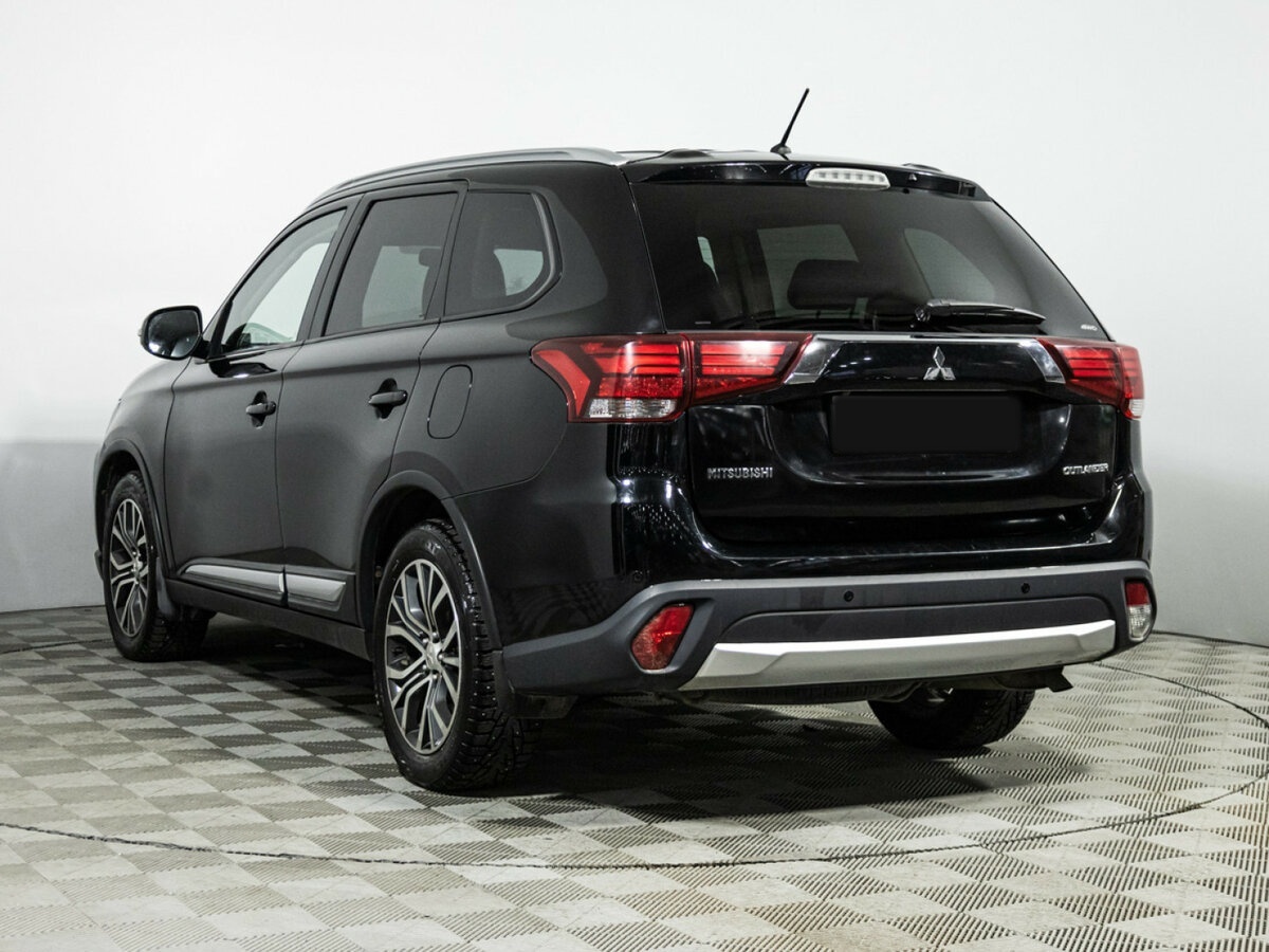 Купить Mitsubishi Outlander с пробегом. Фото: #5