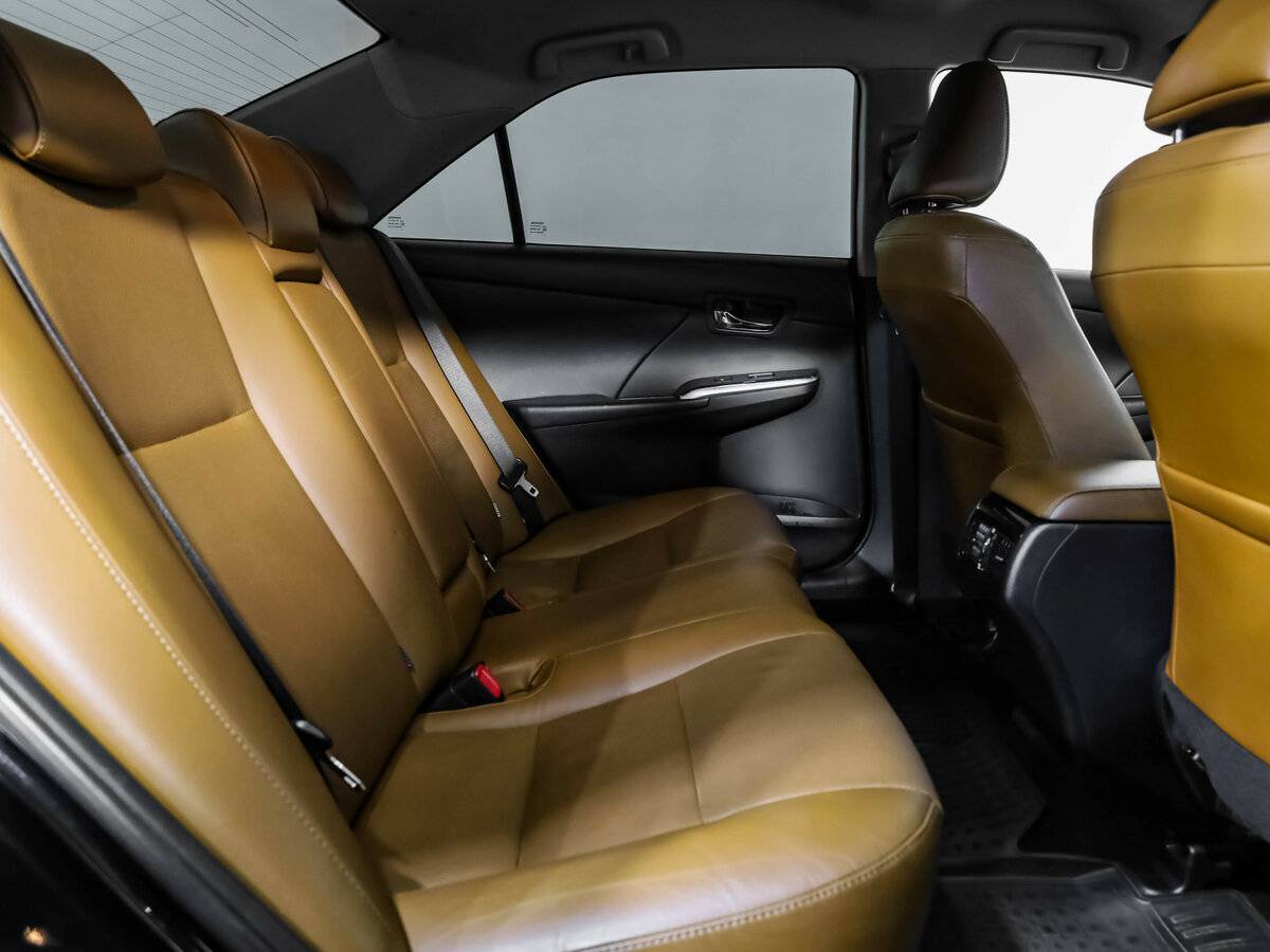 Купить Toyota Camry с пробегом. Фото: #20