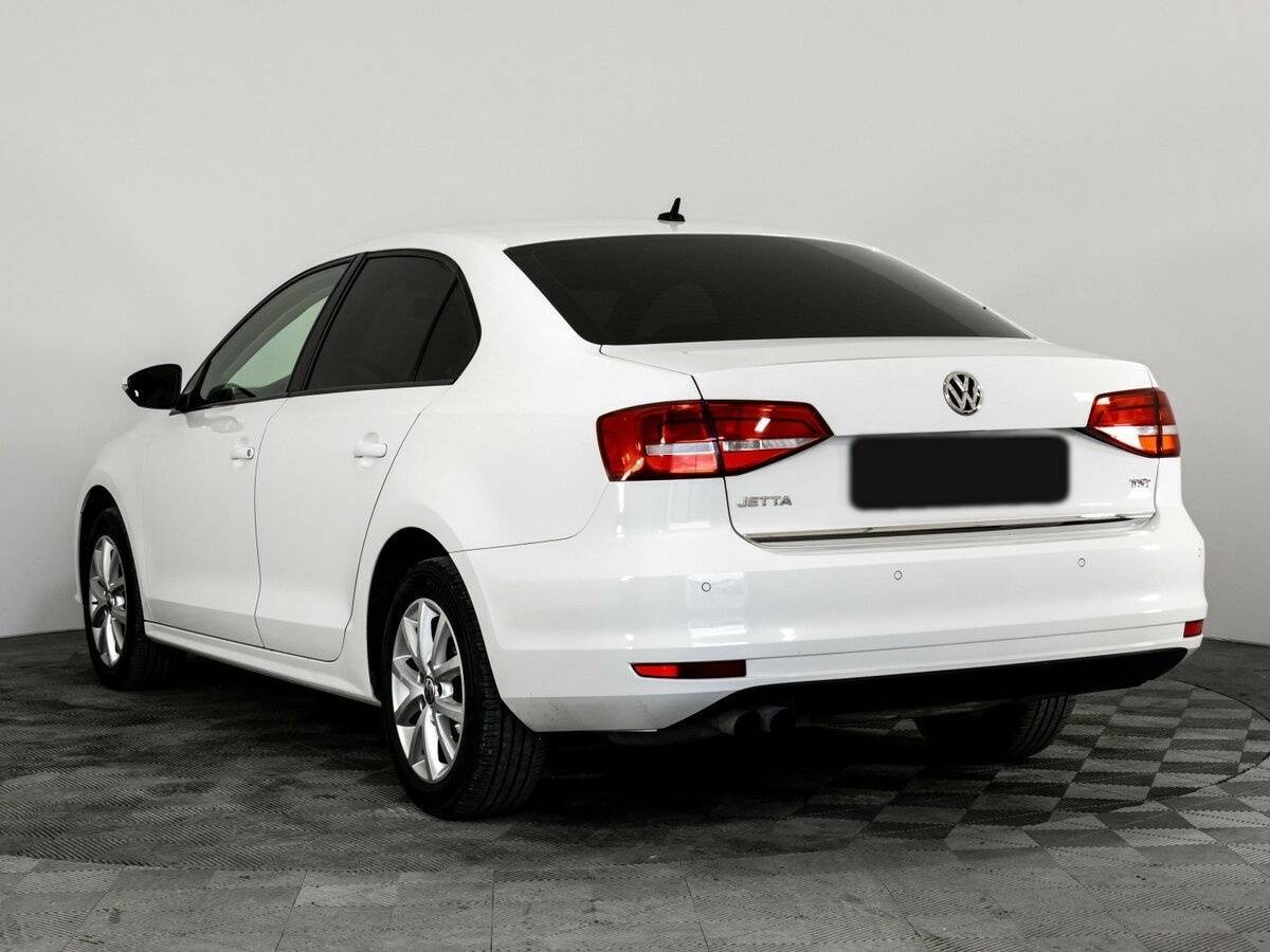 Купить Volkswagen Jetta с пробегом. Фото: #6