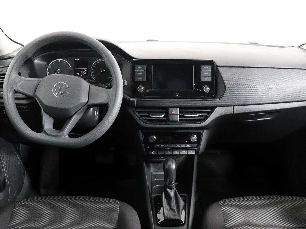 Купить Volkswagen Polo с пробегом. Фото: #10