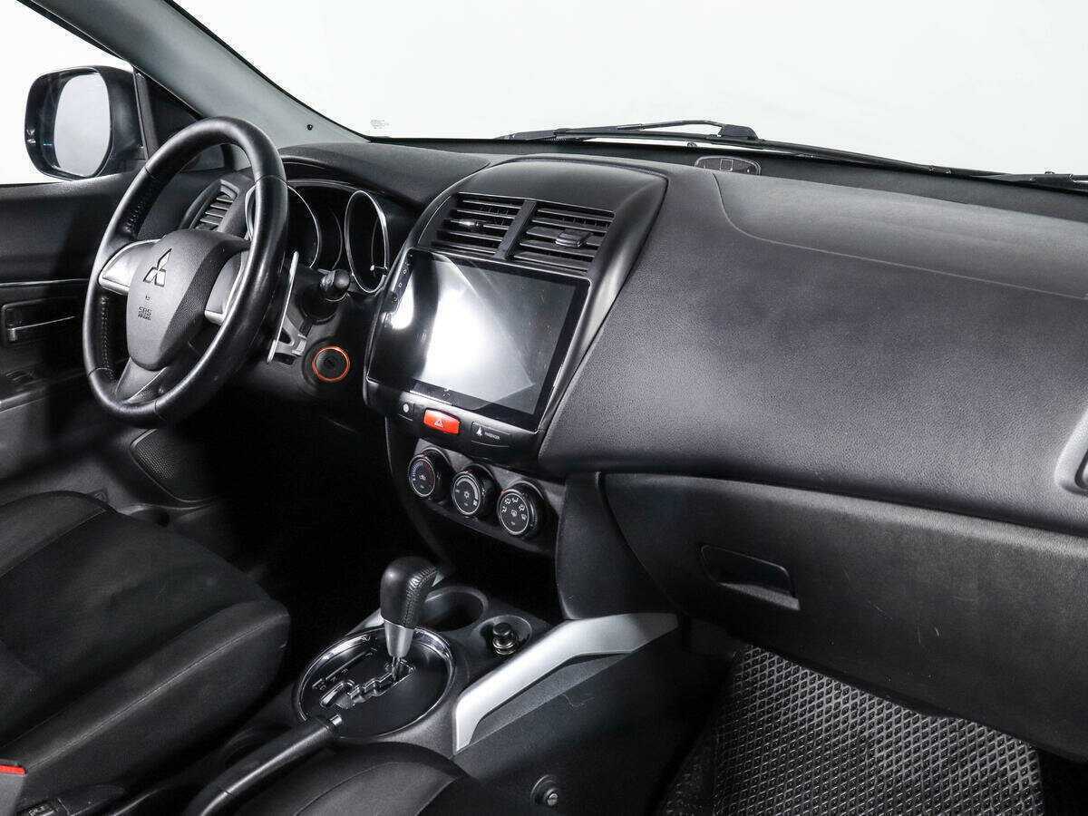 Купить Mitsubishi ASX с пробегом. Фото: #8