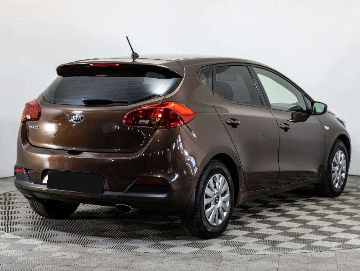 Купить Kia Ceed с пробегом. Фото: #4