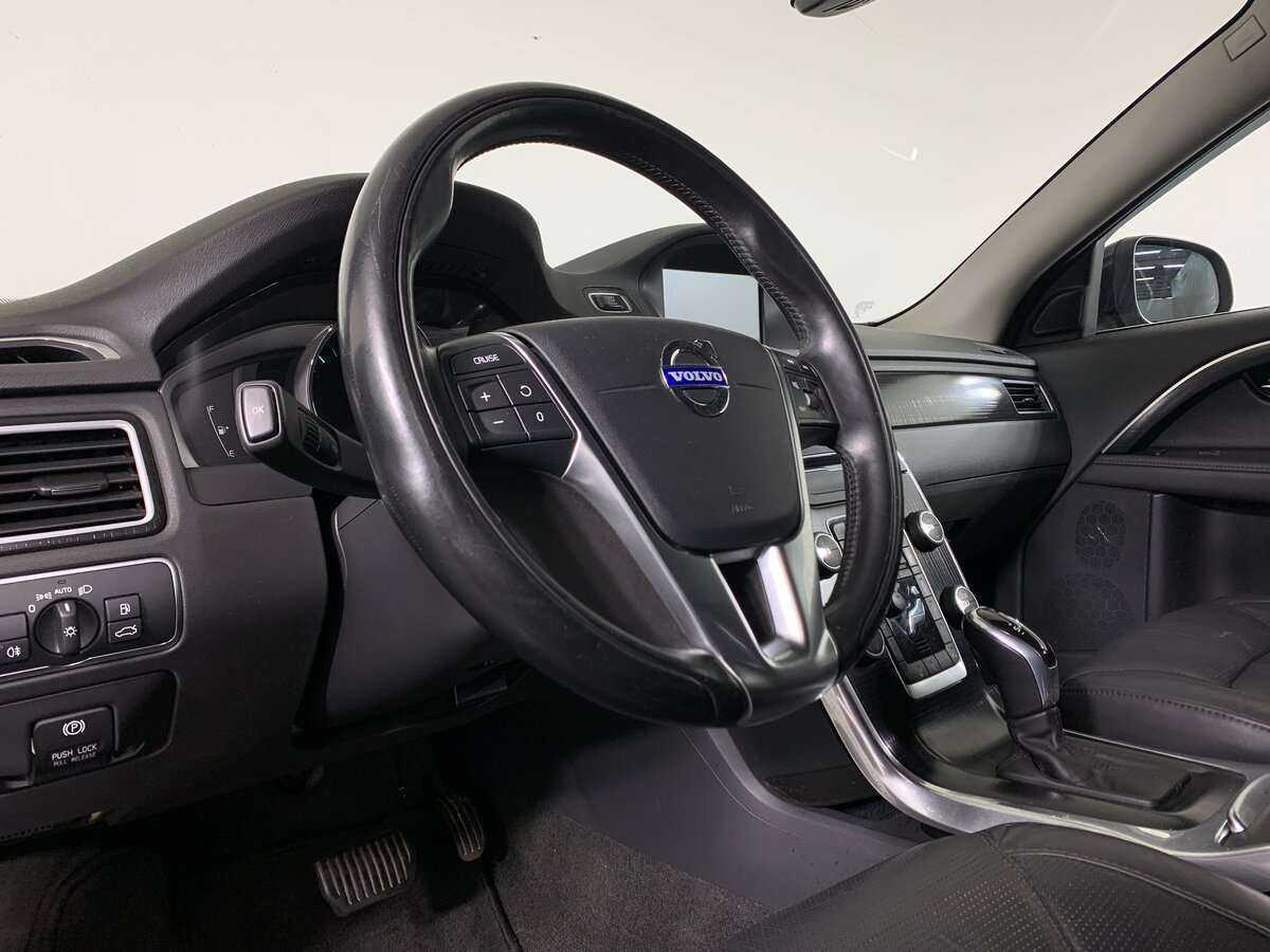 Купить Volvo S80 с пробегом. Фото: #8