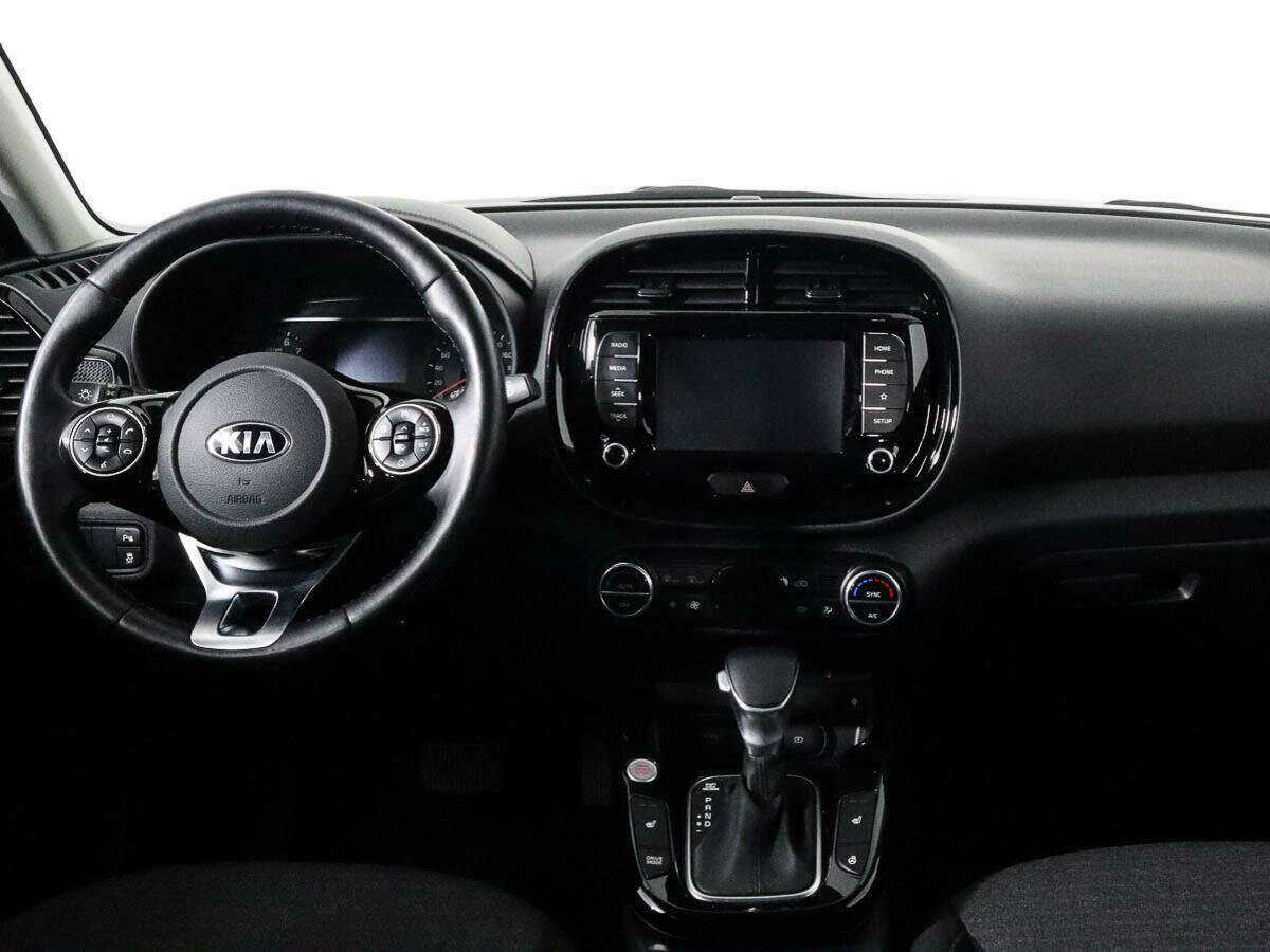 Купить Kia Soul с пробегом. Фото: #9