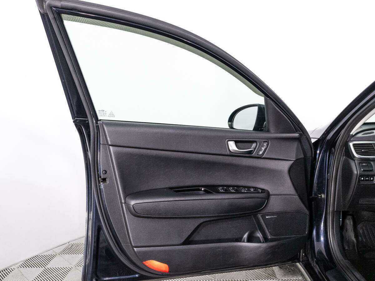 Купить Kia Optima с пробегом. Фото: #23