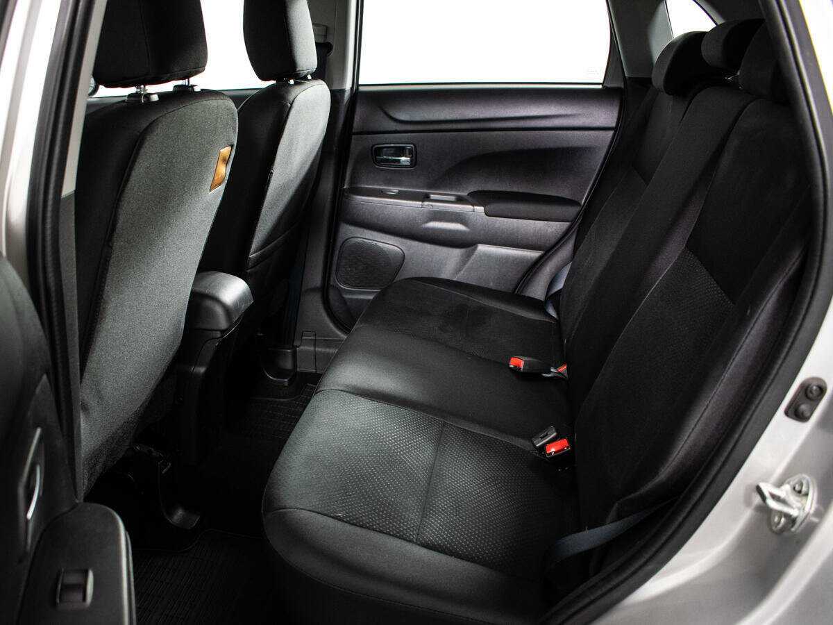 Купить Mitsubishi ASX с пробегом. Фото: #9