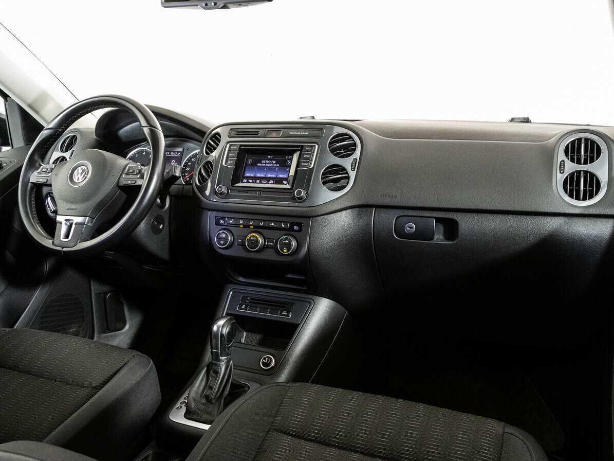 Купить Volkswagen Tiguan с пробегом. Фото: #6