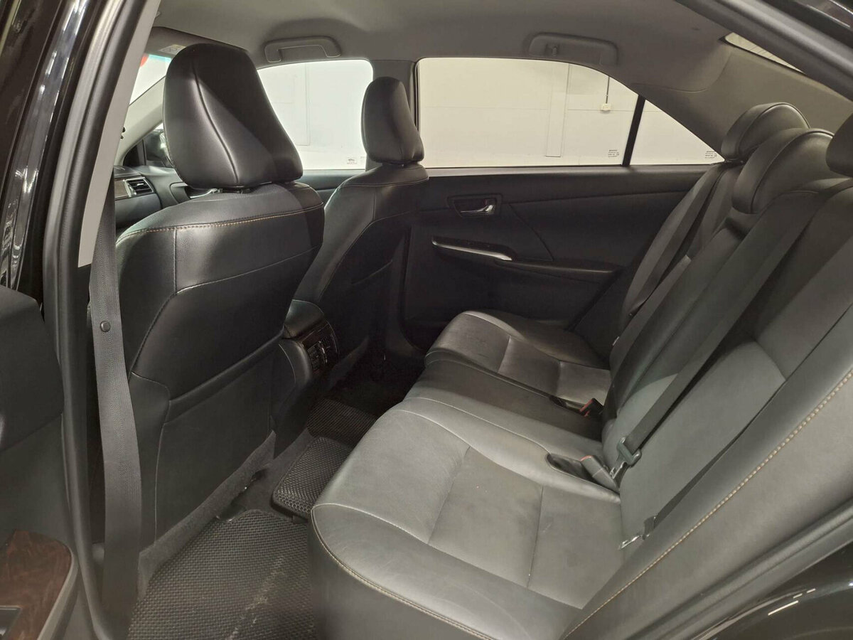 Купить Toyota Camry с пробегом. Фото: #10