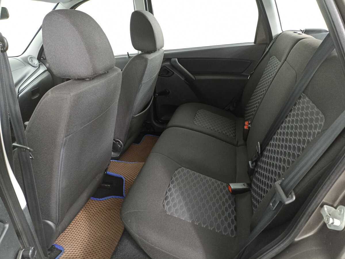 Купить Lada (ВАЗ) Granta с пробегом. Фото: #11