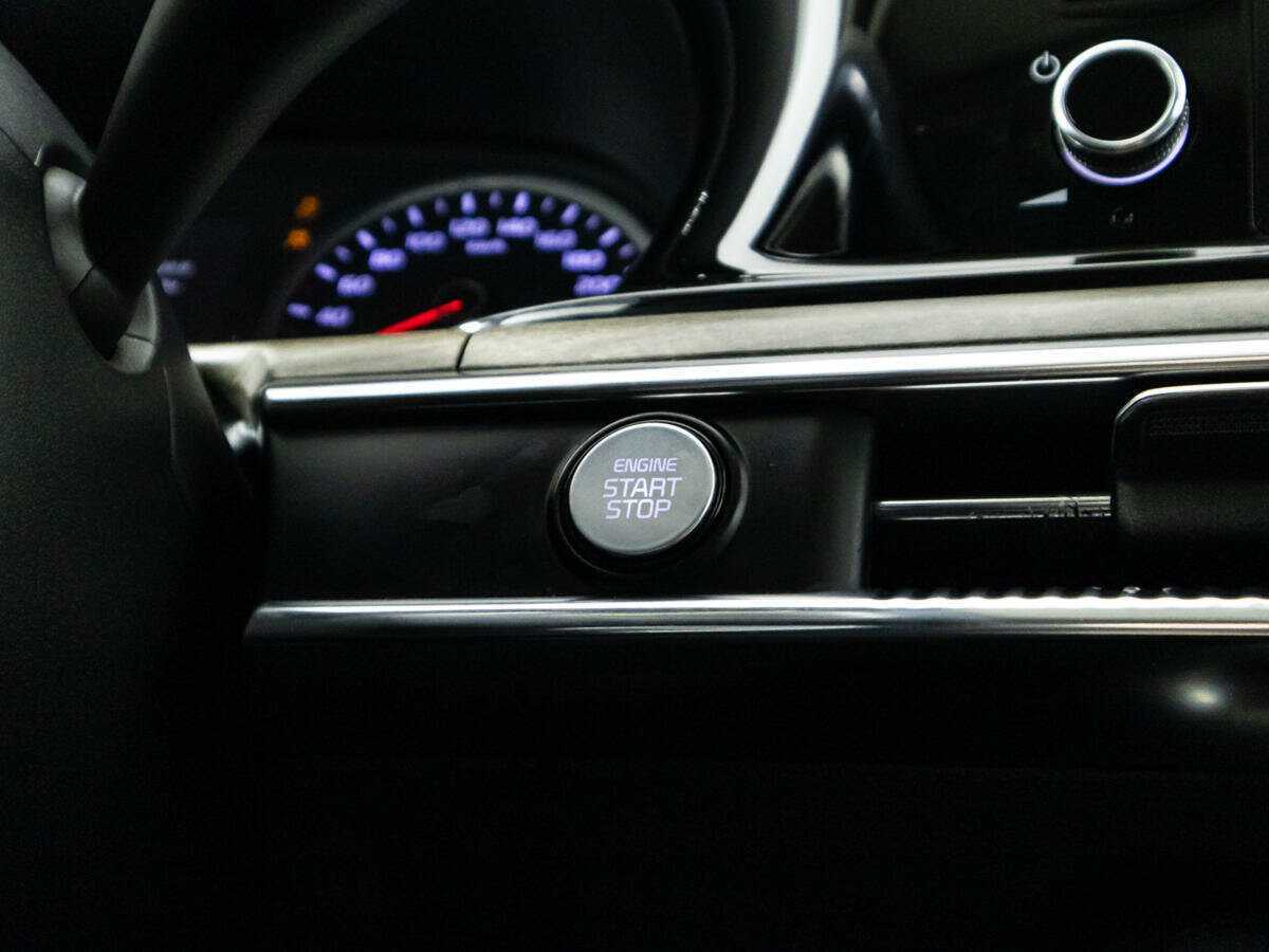 Купить Kia K5 с пробегом. Фото: #19