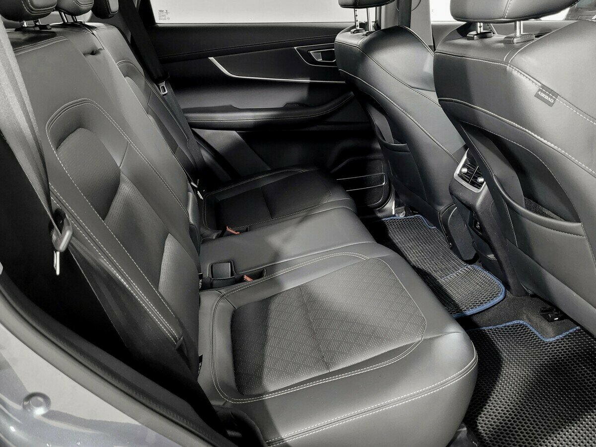 Купить Chery Tiggo 8 с пробегом. Фото: #11