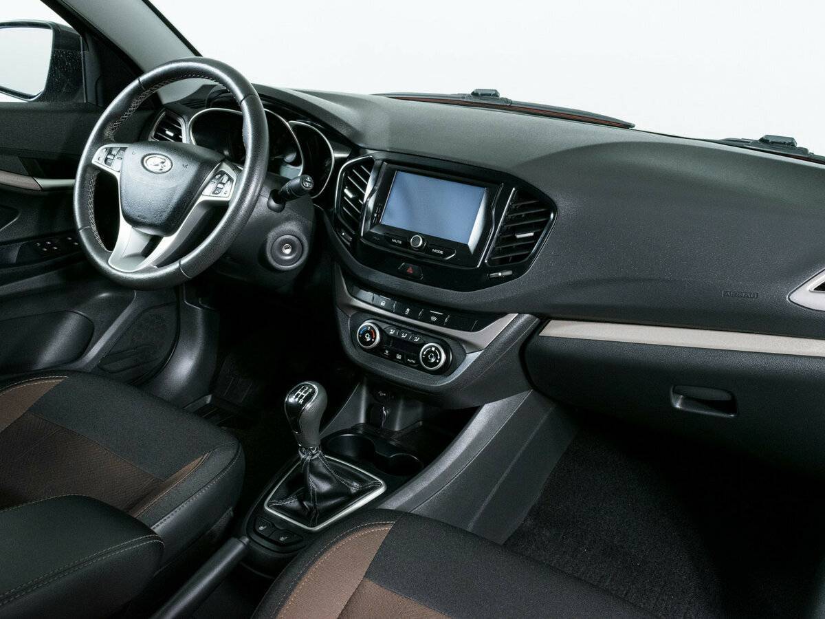 Купить Lada (ВАЗ) Vesta с пробегом. Фото: #7