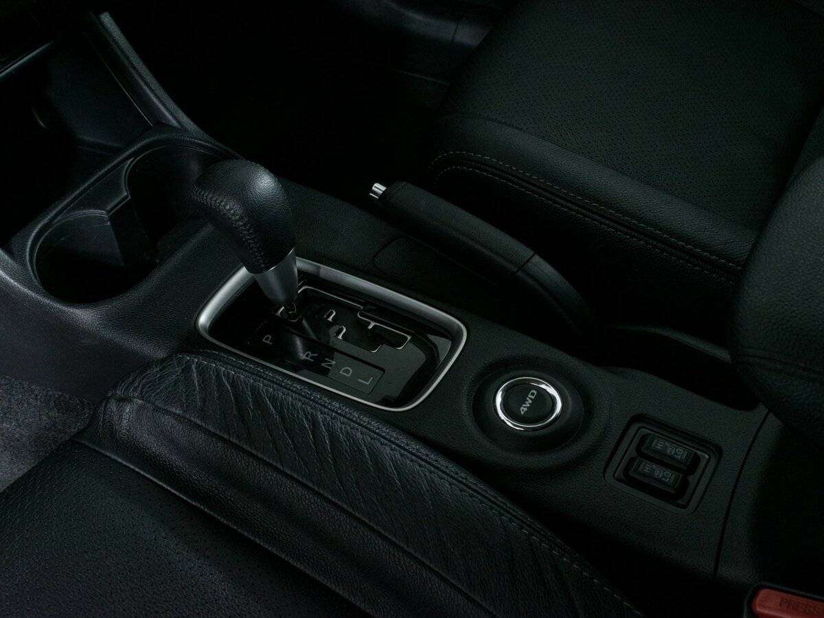 Купить Mitsubishi Outlander с пробегом. Фото: #14