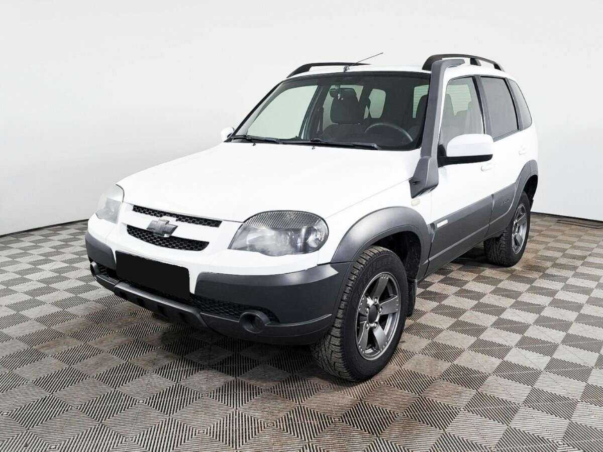 Купить Chevrolet Niva с пробегом. Посмотреть фото