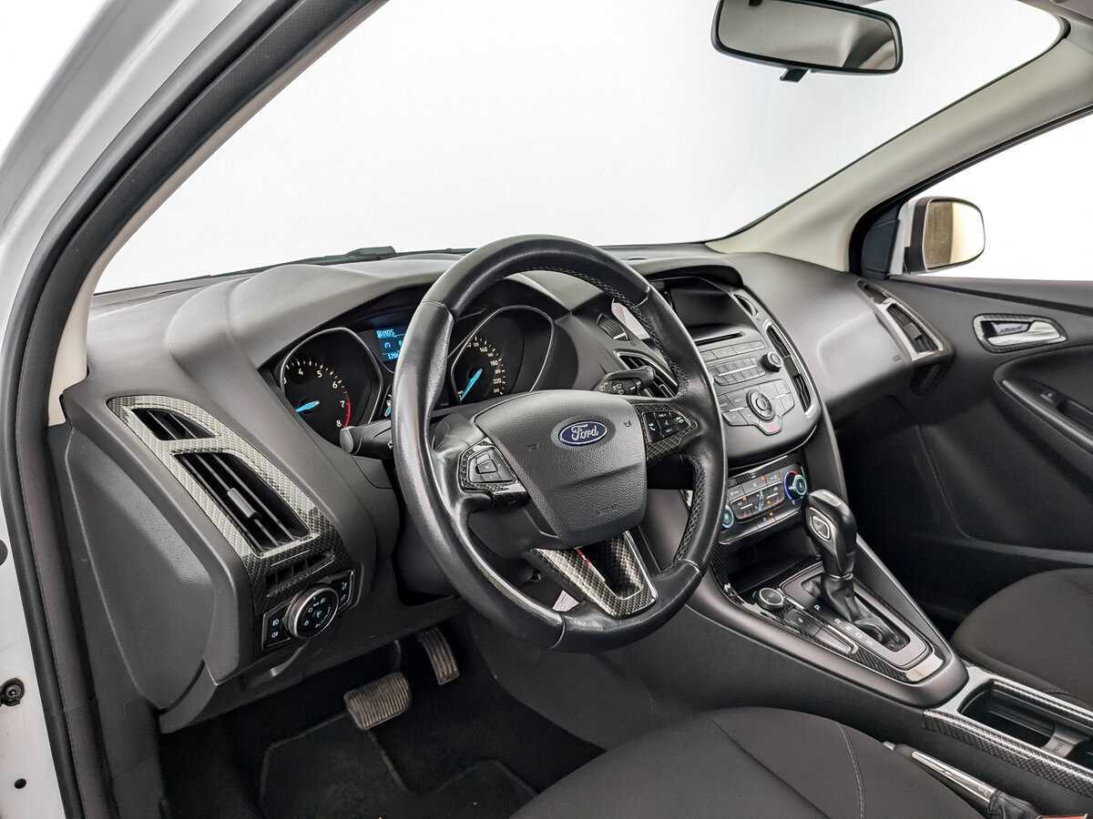 Купить Ford Focus с пробегом. Фото: #15