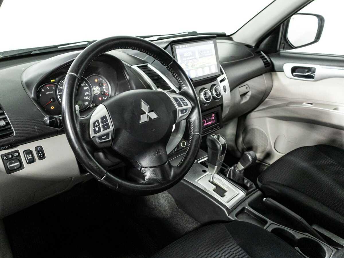 Купить Mitsubishi Pajero Sport с пробегом. Фото: #10